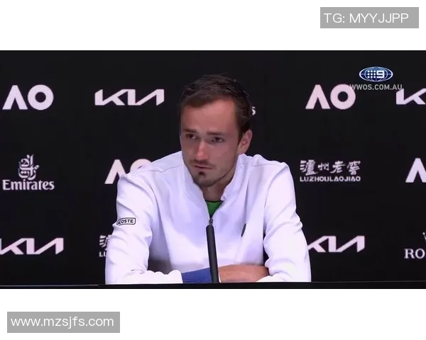 2020澳网精彩对决瓦林卡与梅德韦杰夫的巅峰对抗回顾